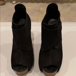 Pedro Garcia peep toe booties